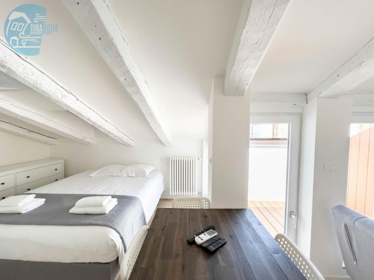 Corridoni 4C Tirabora Short Rent Leilighet Trieste Eksteriør bilde