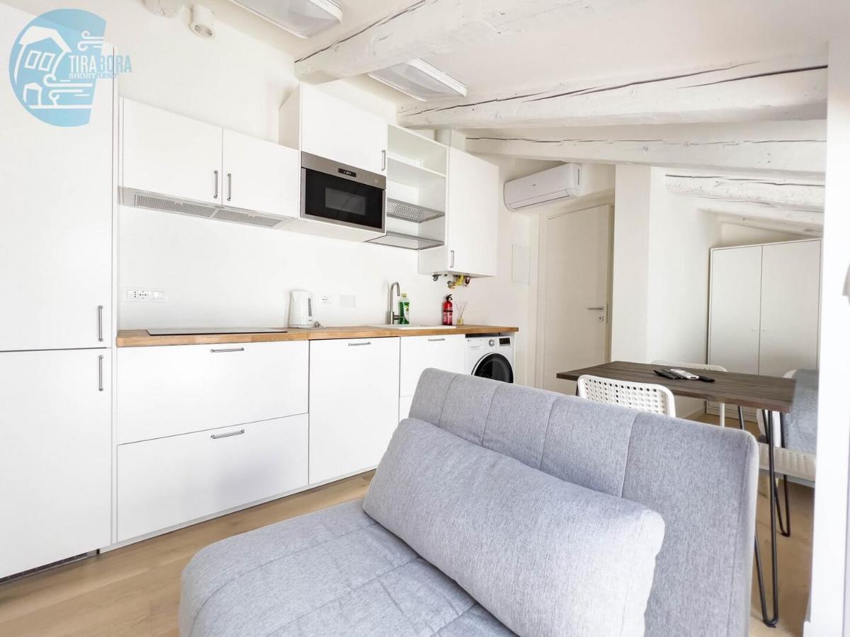 Corridoni 4C Tirabora Short Rent Leilighet Trieste Eksteriør bilde