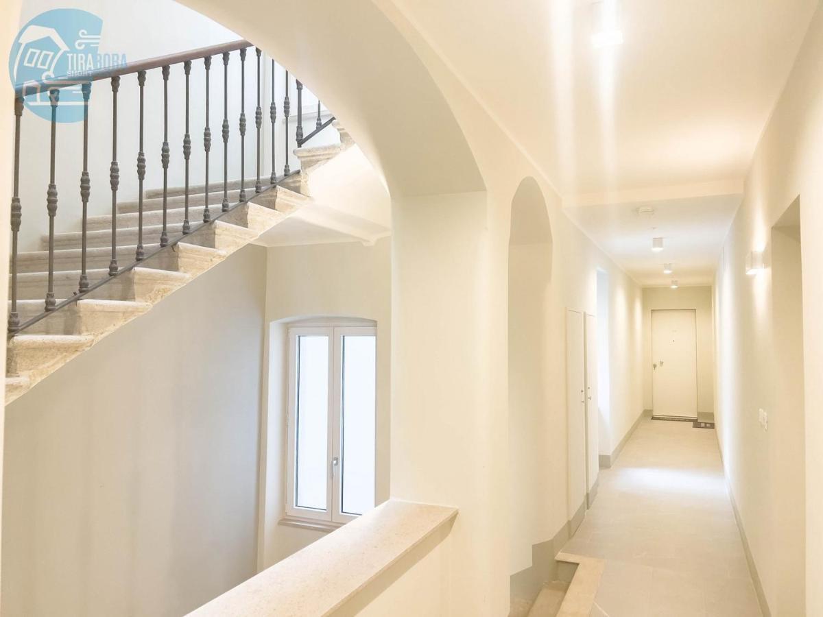 Corridoni 4C Tirabora Short Rent Leilighet Trieste Eksteriør bilde